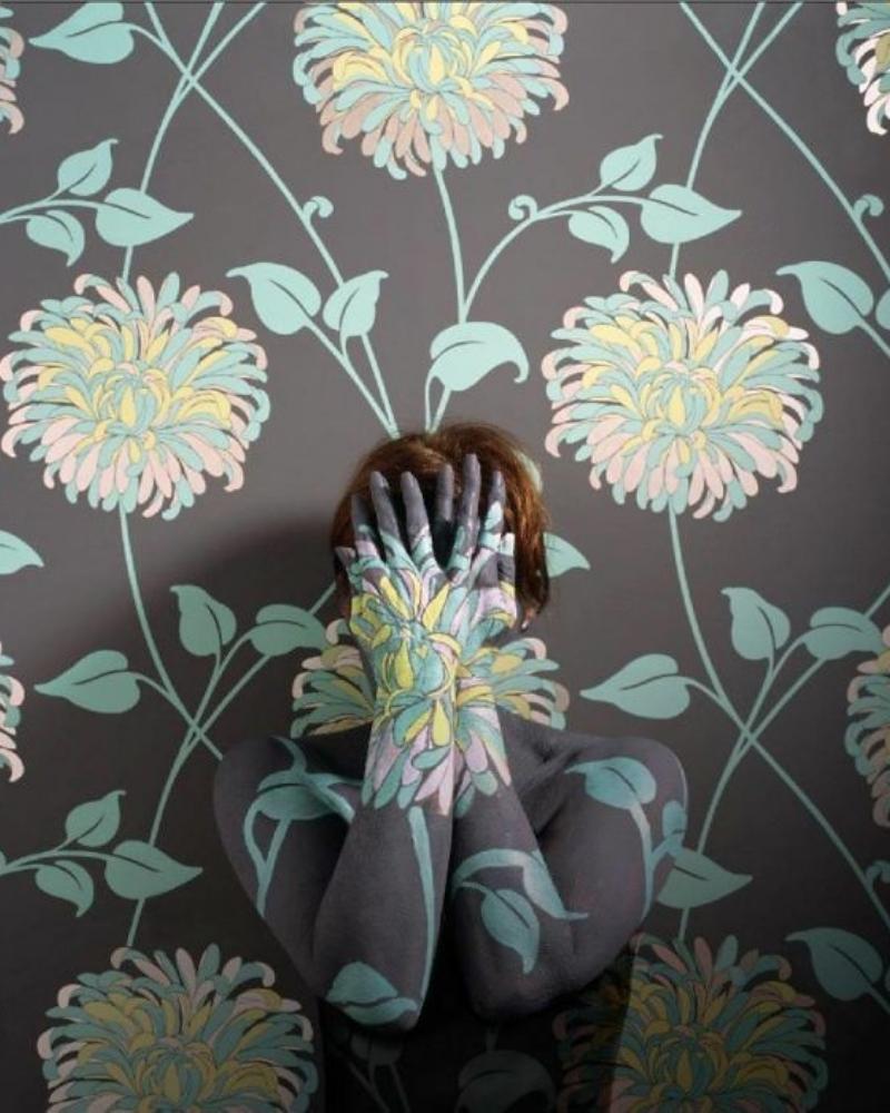 Hiding in plain sight is easy when you know how to blend into the background